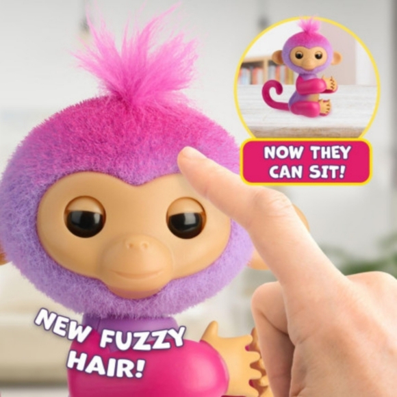 NEW Fingerlings Interactive Baby Monkey 70 Sounds & Reactions Charli Pink Purple - Picture 7 of 9